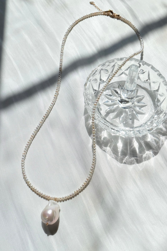 Lois Necklace