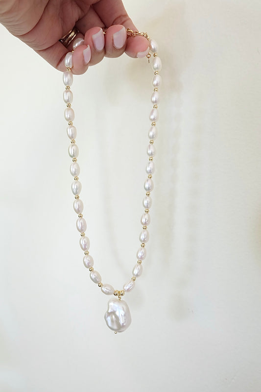 Chel Necklace
