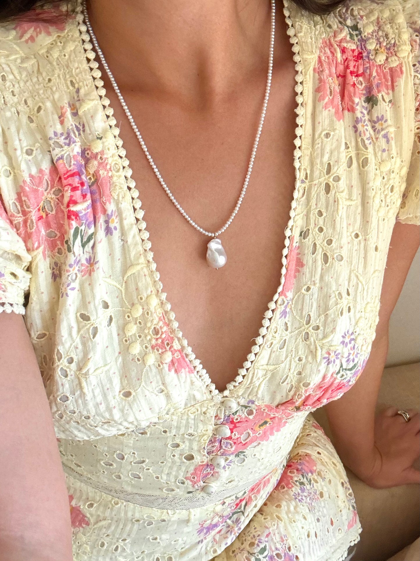 Lois Necklace